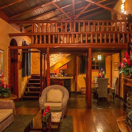 Peace Lodge Heredia Bilik gambar
